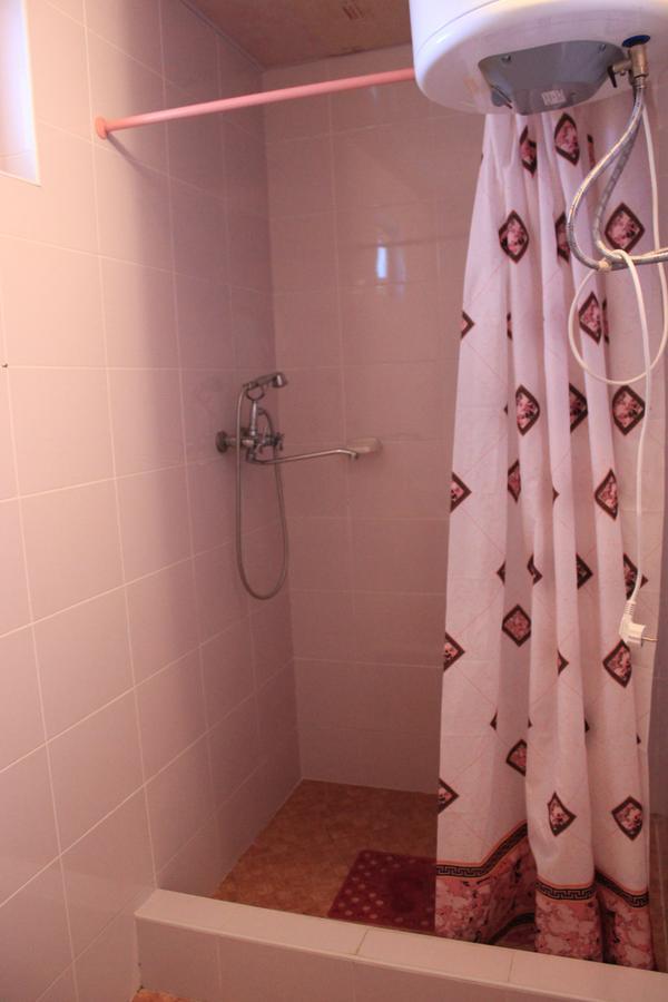 Emiliya Guest House Gagra Exterior foto